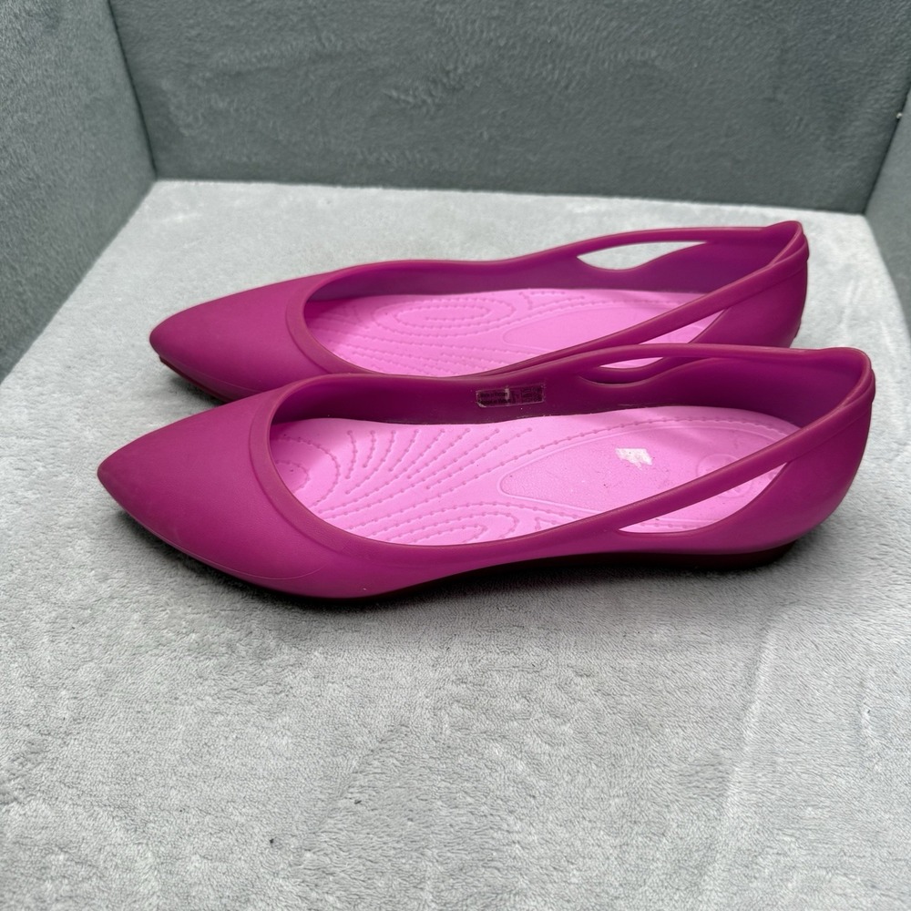 Crocs Rio Women's 9 Pink Pointed Toe Ballet Flats Cutout Slip On Shoes 16265